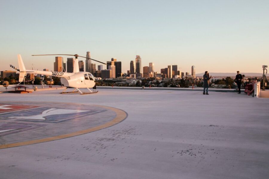 Burbank: Helicopter Tour of Los Angeles and Hollywood Sign - A Closer Look at the Helicopter Tour Experience