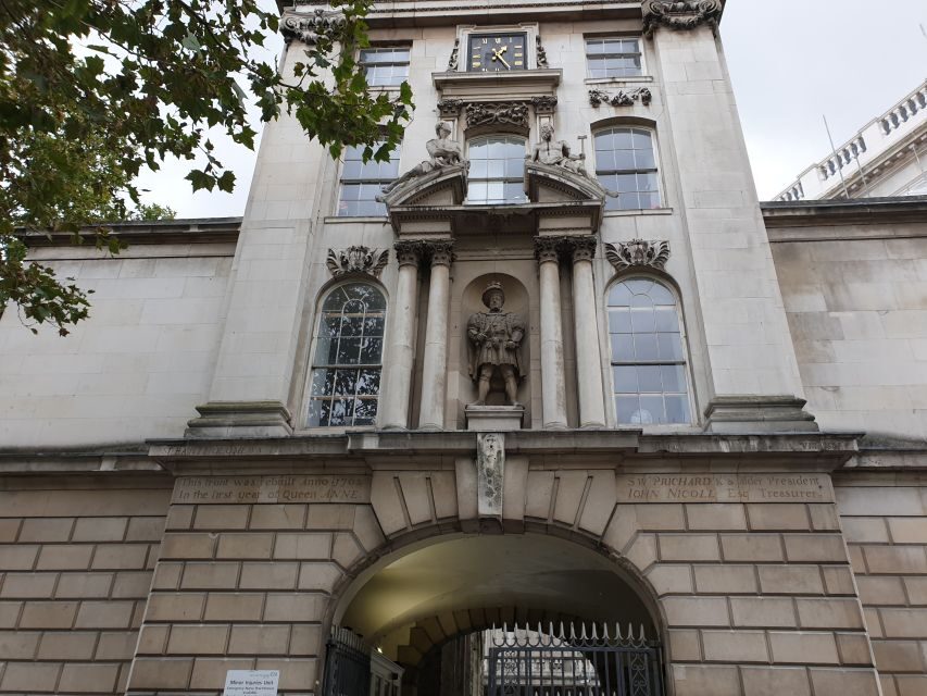 Burnings, Butchery & Black Death: London's Bloody Past - Why This Tour Is a Treasure for History Enthusiasts