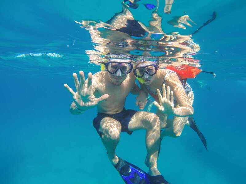 Cabo San Lucas: Snorkel Tour with Open Bar & Snacks
