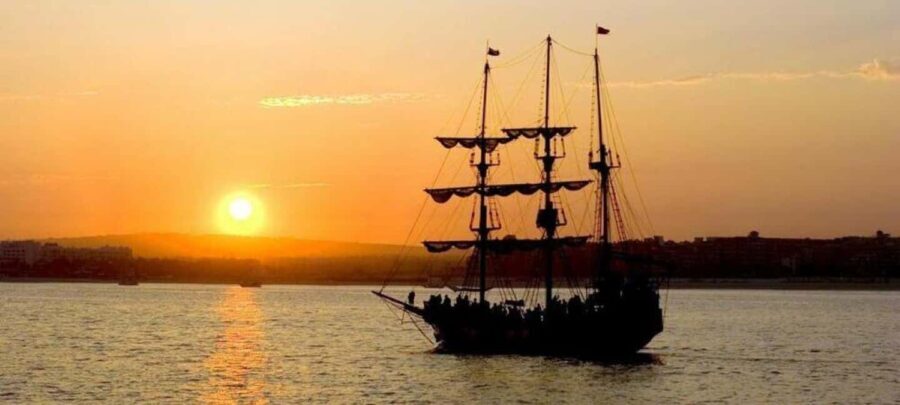 Cabo San Lucas: Sunset Dinner on a Pirate Boat - Why This Tour Is a Good Value