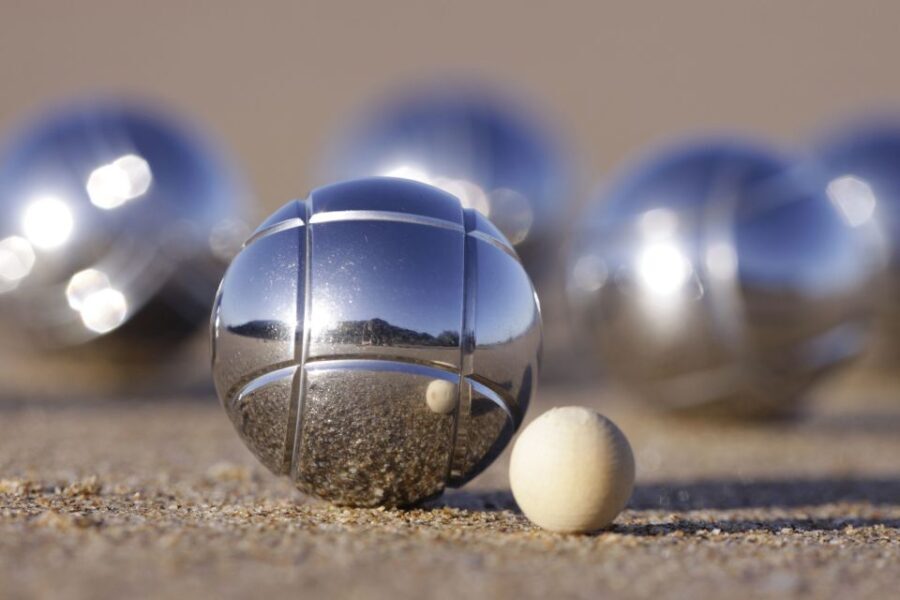 Cadenet: Pétanque Lesson - Cadenet: Pétanque Lesson — A Fun, Authentic French Experience