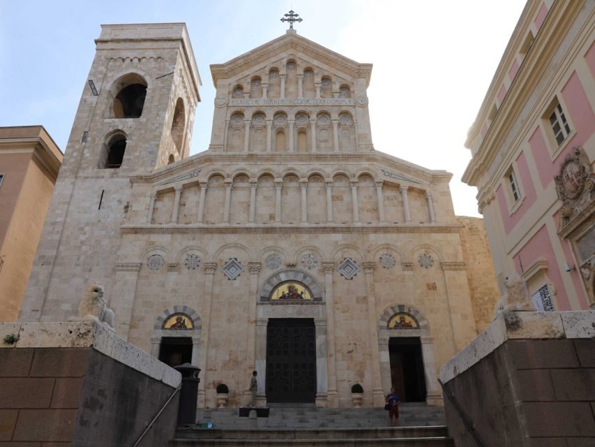 Cagliari: walking tour through the alleys of Castello - The Key Sights of Castello