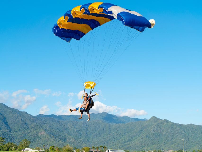 Cairns: Tandem Skydive Experience - Who Should Consider This Experience?