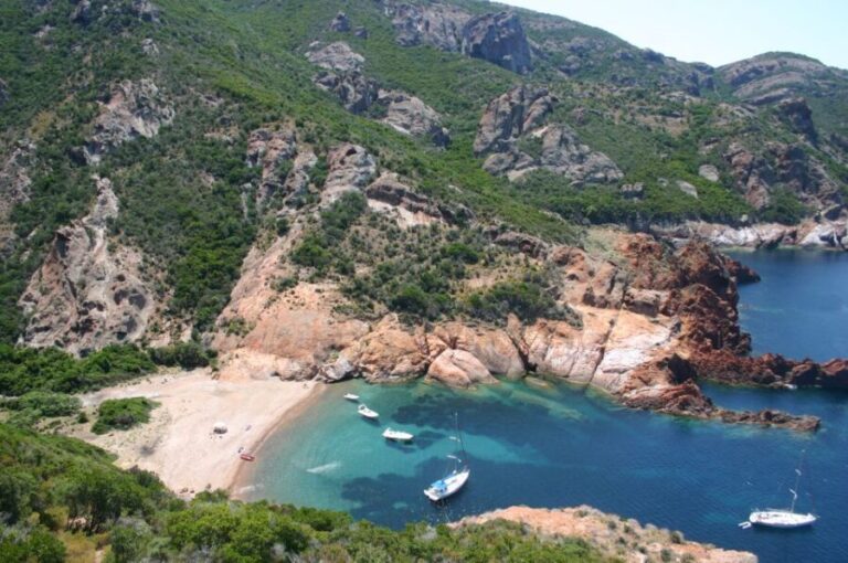 Calvi to Scandola: 4-Hour Boat Tour - Approaching the UNESCO World Heritage Site