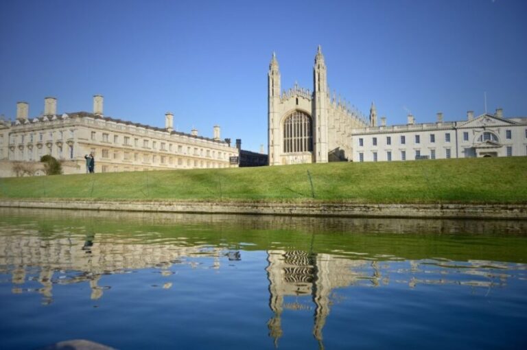 Cambridge: Shared Chauffeured Punting Tour - Who Should Book This Tour?