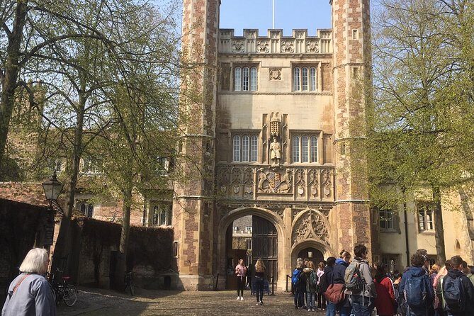 Cambridges Colleges and Classic Sights: A Self-Guided Audio Tour - What’s Included and What’s Not