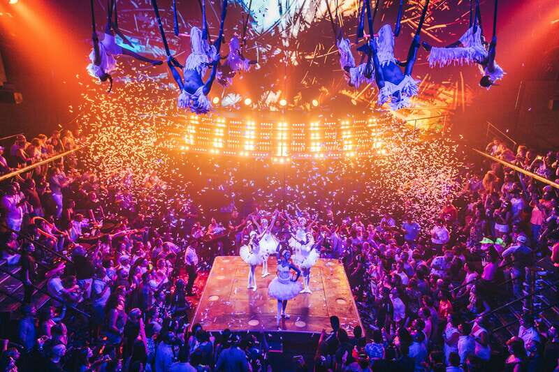 Cancun: Coco Bongo Nightclub Experience - The Shows and Atmosphere