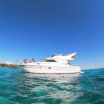 Cancun: Exclusive Sea Ray Express Bridge for 14 people - Frequently Asked Questions