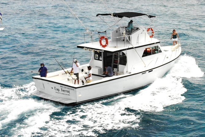 Cancun fishing charter if you don't fish you don't pay 46ft yacht 12pax 25P14 - Discover the Details of a Cancun Fishing Charter