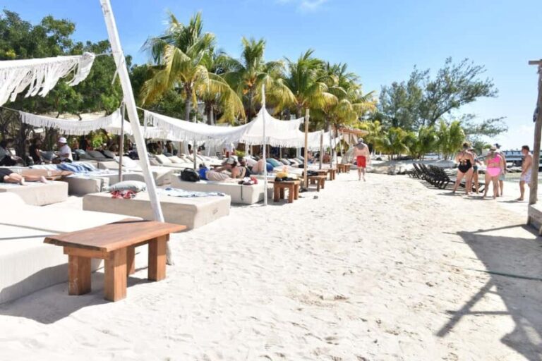 Cancun: Incredible Party on Catamaran+Open Bar-Adults Only! - Who Will Love This Tour?