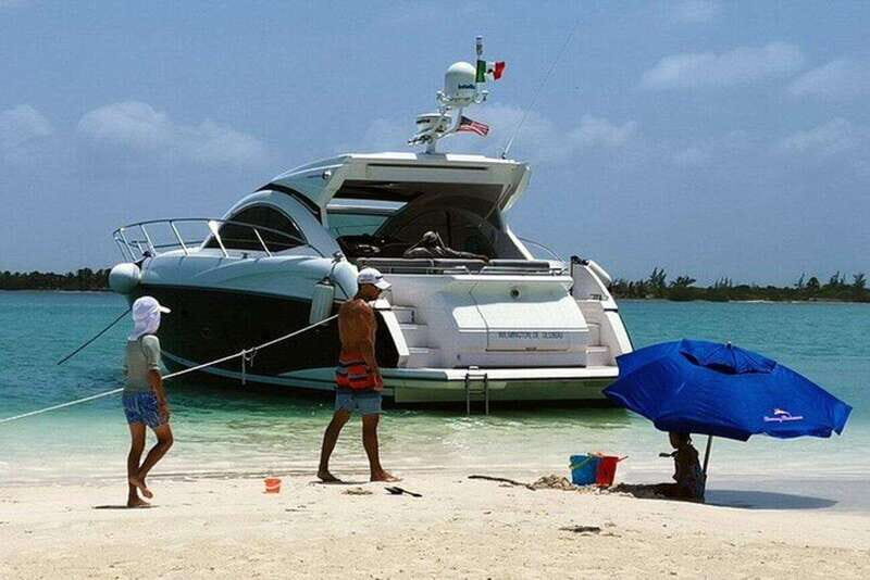 Cancun: Luxury Sunseeker 50 Yacht Charter to Isla Mujeres - Setting Sail from Cancun: A Closer Look