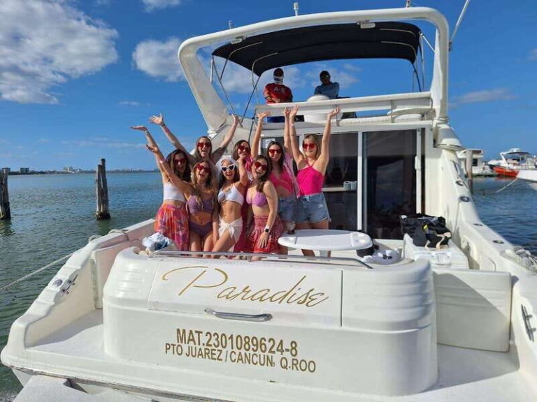 Cancun: Private Luxury 46-Feet Flybridge Yacht Cruise - Who Should Consider This Tour?