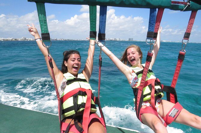 Cancun Seaside Parasailing and Jet Sky Combo - What Makes This Tour Special?