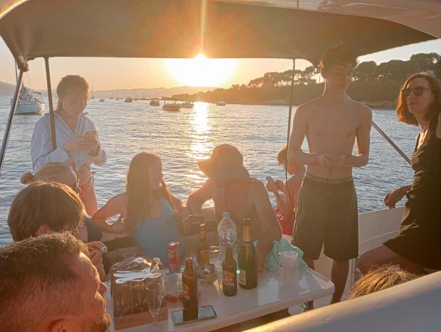 Cannes : Mandelieu Sunset by private boat - A Close Look at the Experience