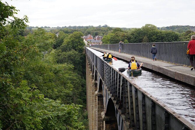 Canoe Trip Over the Pontcysyllte Aqueduct - A Deep Dive into the Pontcysyllte Aqueduct Canoe Experience
