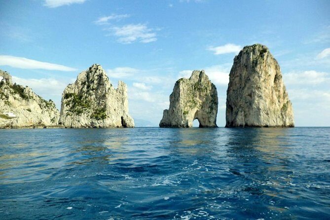 Capri: Boat Tour, Priority Tickets & Blue Grotto (Optional) - FAQ
