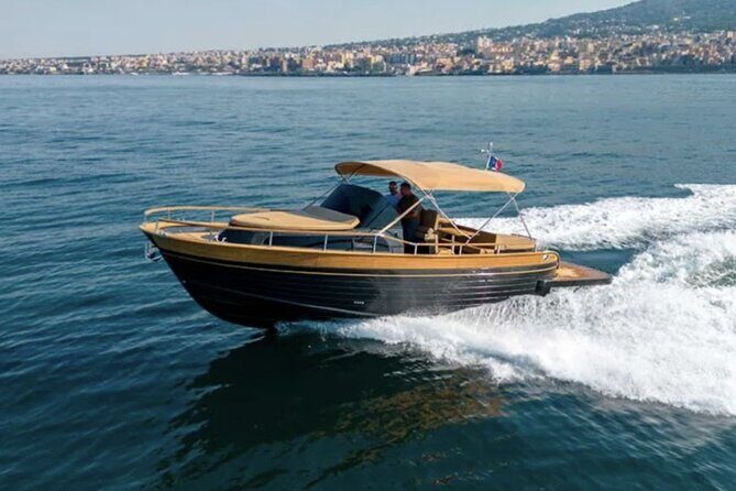 Capri Boat Tour Shared with Local Captain - Who Should Consider This Tour?