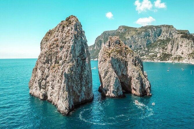Capri excursion in a private boat - A Detailed Look at the Experience