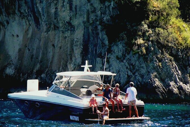 Capri Island in Private Luxury 40 feet Speedboat from Naples - Who Should Consider This Tour?