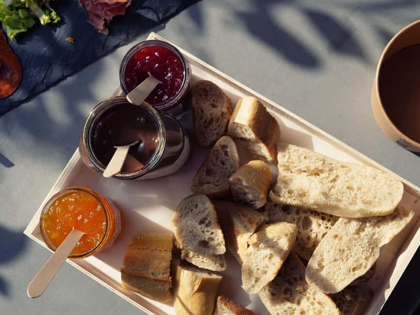 Carcassonne: Solex ride with guide and French-style brunch - Who Will Love This Tour?