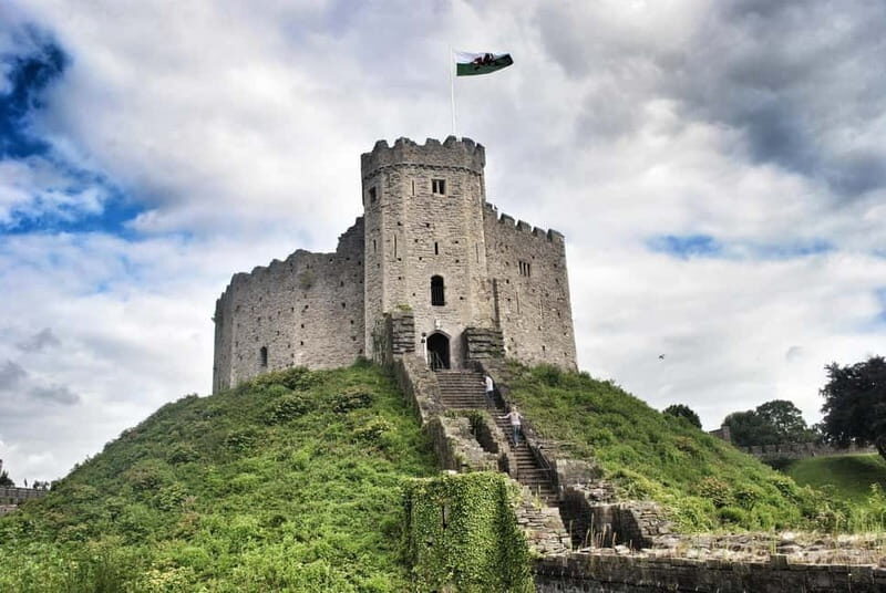 Cardiff, Brecon Beacons & Snowdonia Online Travel Guide - A Detailed Breakdown of the Itinerary and Destinations