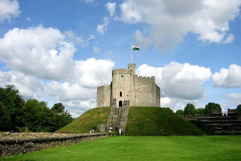 Cardiff: Doctor Who City Walking Tour - Detailed Breakdown of the Itinerary
