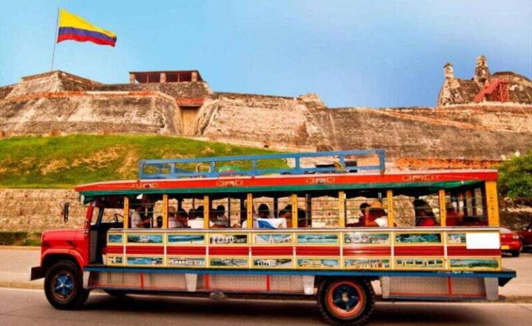 Cartagena: BILINGUAL CITYTOUR + SAN FELIPE CASTLE & Old city - Who Will Appreciate This Tour?