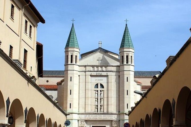 Cascia, Santa Rita and Roccaporena from Rome Private Day Tour - FAQ