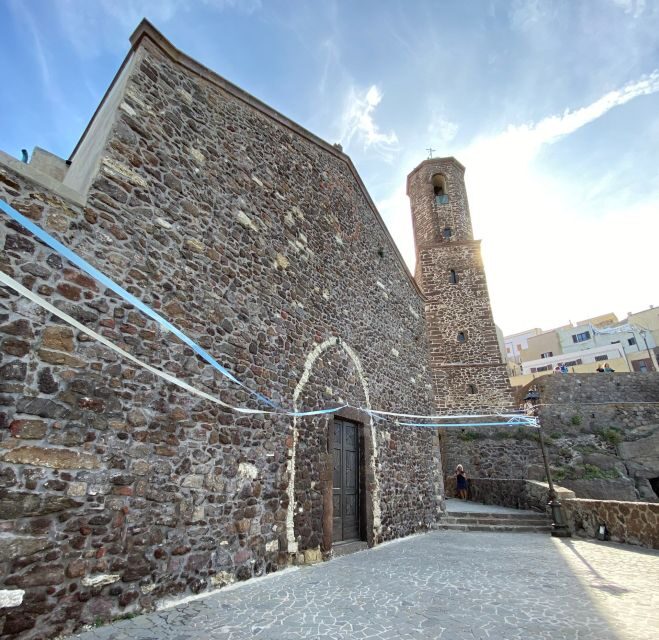 Castelsardo: Medieval Village Walking Tour with Aperitif - Who Will Love This Tour?