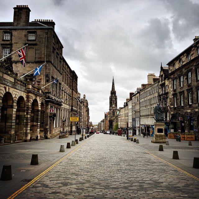Castle & Cobblestones: 8-Hour Private Edinburgh Walking Tour - Highlights of the Day