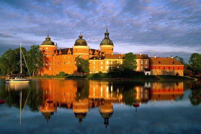 Castle Gripsholm and Drottningholm Palace(private service) - An In-Depth Look at the Stockholm Castle Tour