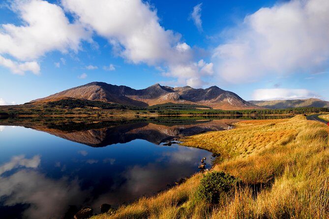 Castles of Connemara tour departing Galway city. Guided. Full day - Authenticity and Value