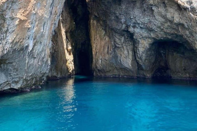 CAVES LEUCA TOUR WITH SKIPPER 3 HOURS - What Makes This Tour Stand Out?