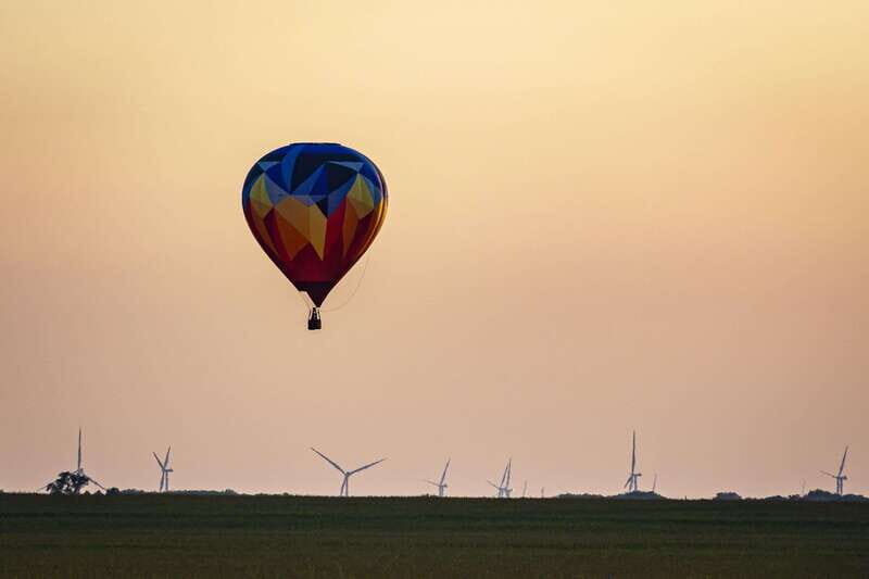 CDMX: Fly over Teotihuacan in a hot air balloon, with transfers and breakfast included. - Who Should Consider This Tour?