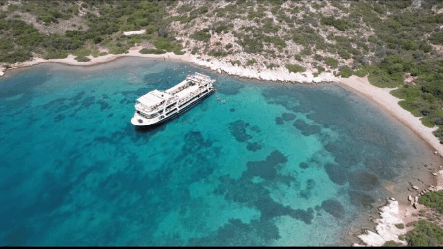 Cesme: Islands and Bays Boat Trip with BBQ Lunch - What Makes This Tour Stand Out