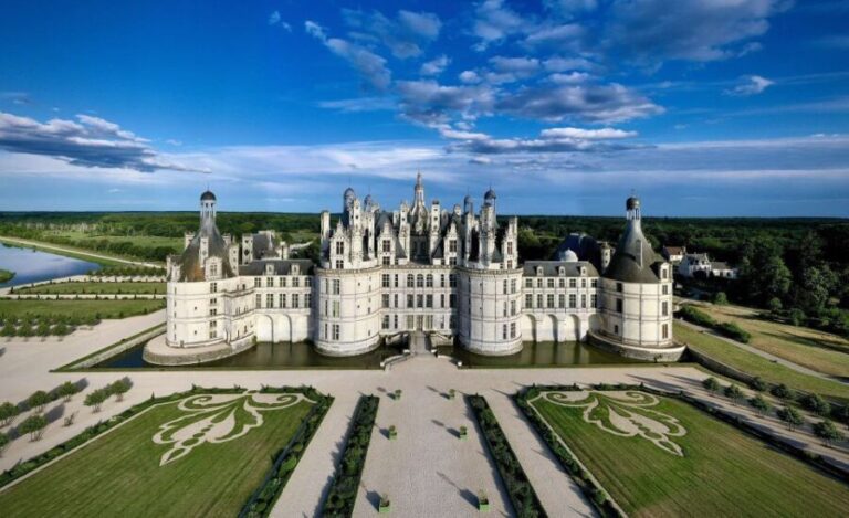 Chambord: Entry Ticket to the Castle - A Detailed Guide to Your Château de Chambord Visit