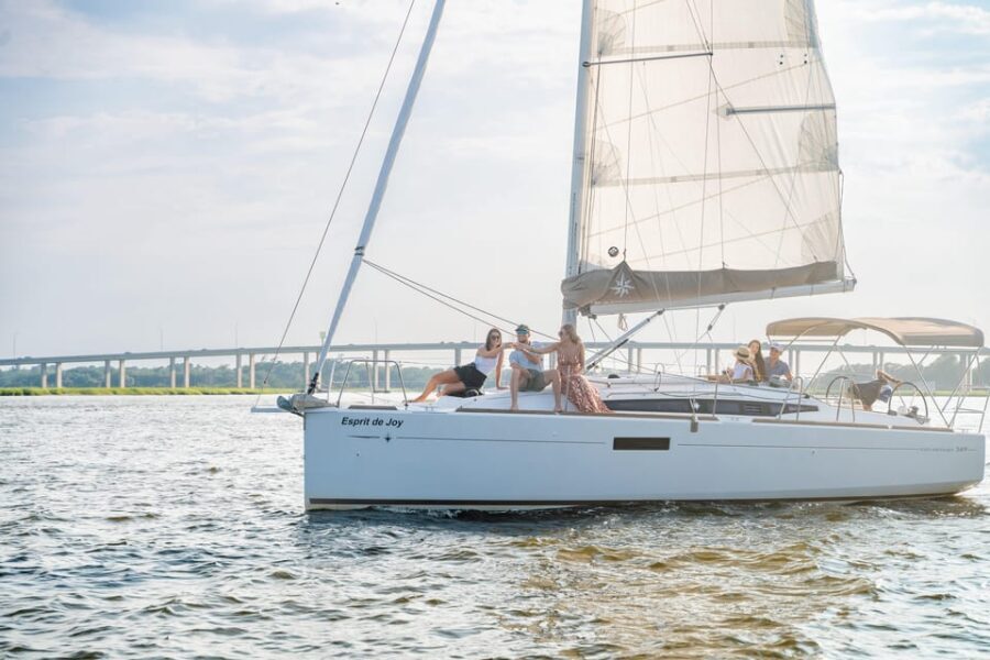 Charleston: Private Daytime or Sunset BYOB Sailing Charter - Who Will Enjoy This Experience?