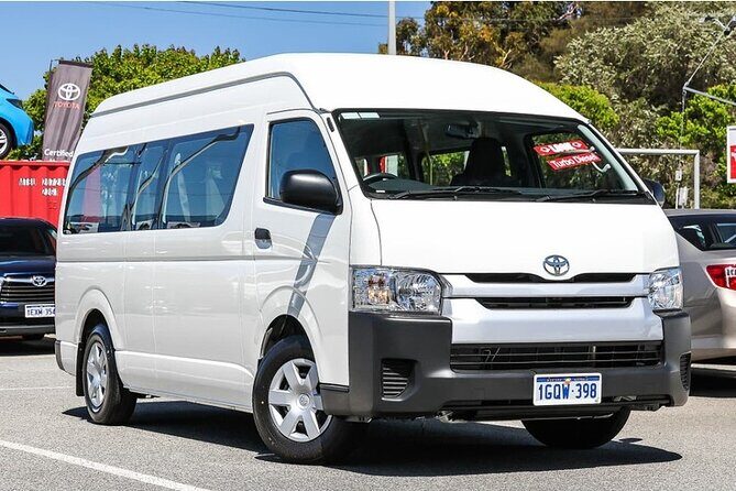 Charter a Bus - What to Expect from the Experience