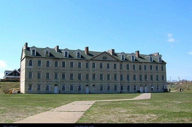 Chauffeured Historic Tour of Detroit with Flexibility - Iconic Detroit Landmarks and Final Views