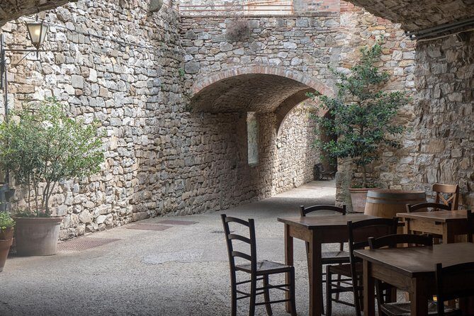 Chianti Classico, Montalcino, Montepulciano by minivan: Wine Tastings & Lunch - Frequently Asked Questions