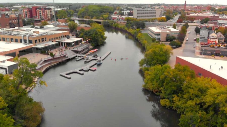 Chicago: 2-Hour Kayak Rental from Bridgeport - What’s Included and What to Consider