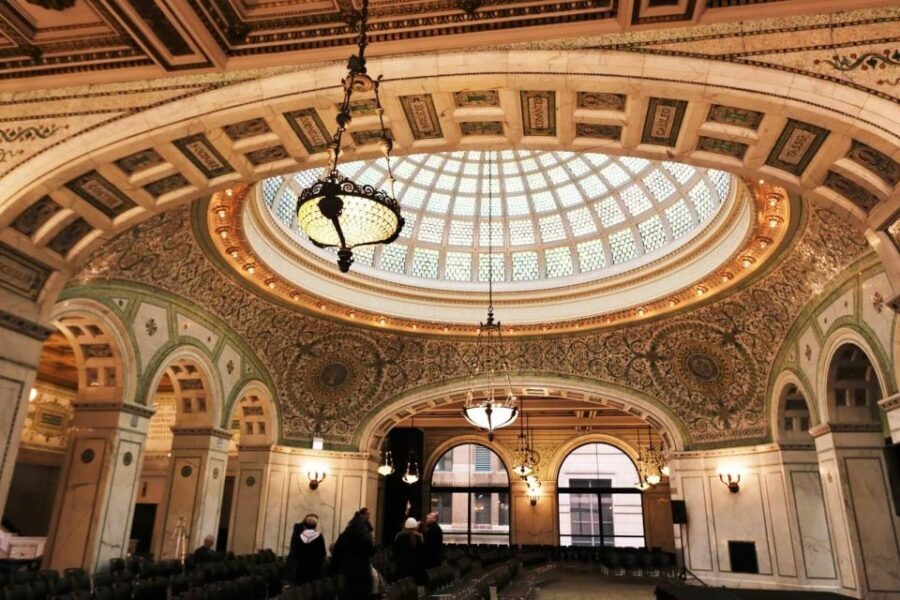 Chicago Downtown Highlights Private Walking Tour - Architectural Marvels and Historic Landmarks