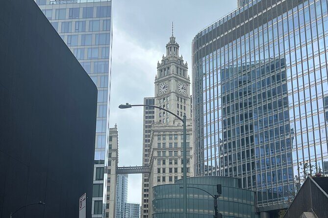 Chicago Hauntings Original Ghost Walk through Old Chicago - Who Will Enjoy This Tour?