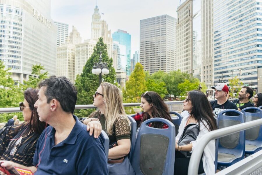 Chicago: Hop-on Hop-off Sightseeing Tour by Open-top Bus - Who Should Consider This Tour?