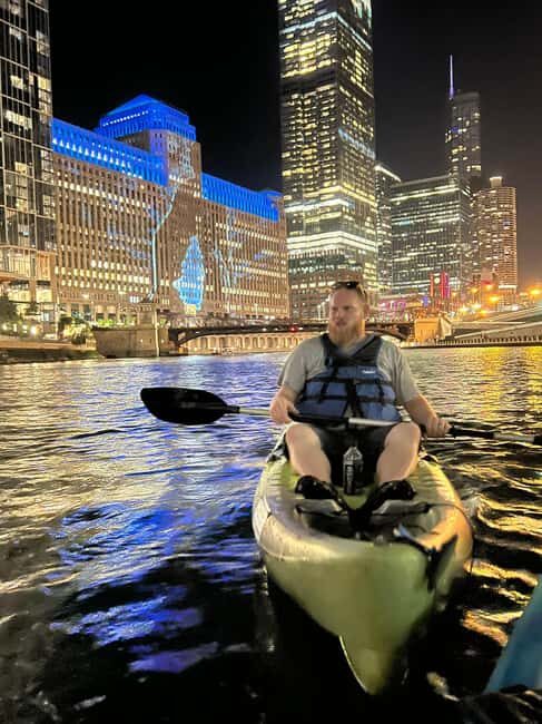 Chicago: Moonlight Paddle Tour on the Chicago River - Who Will Love This Tour?