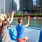 Chicago: Narrated Sightseeing River and Lake Cruise - Exploring the Chicago: Narrated Sightseeing River and Lake Cruise