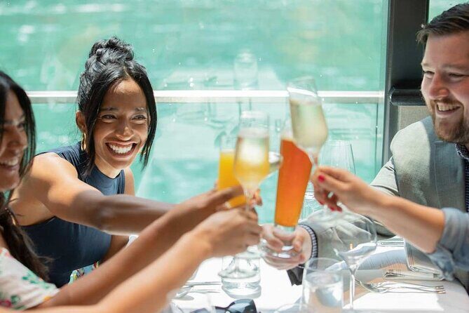 Chicago Premier Plus Brunch Cruise on the Chicago River - The Pros and Cons