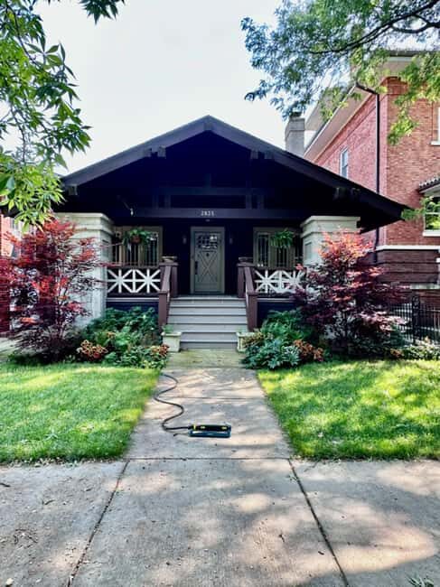 Chicago: Ravenswood Manor Craftsman Bungalows Walking Tour - Why This Tour Offers Good Value