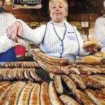 Chicago-Style Holiday Hike: Festive Food and Walking Tour - Practical Details: What You Need to Know