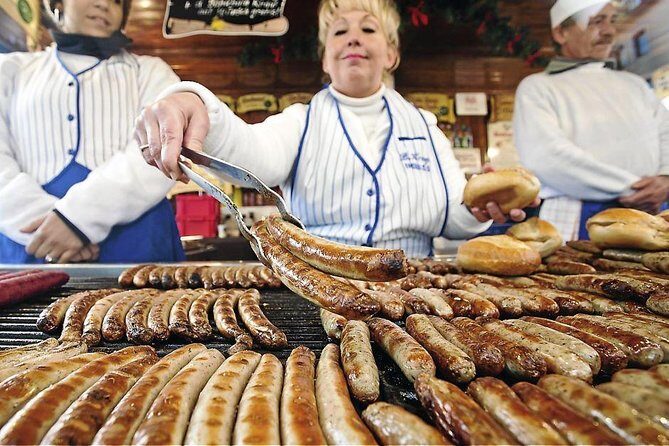 Chicago-Style Holiday Hike: Festive Food and Walking Tour - Practical Details: What You Need to Know